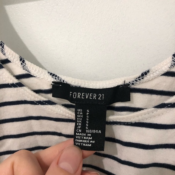 Forever 21 Black & White Striped Crop Top S - Picture 2 of 5